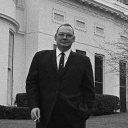 headshot of Albert W. "Judge" Moursund III 