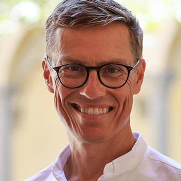 Alexander Stubb headshot