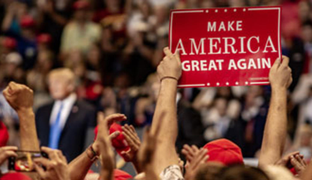 Trump rally with "Make America Great Again" sign