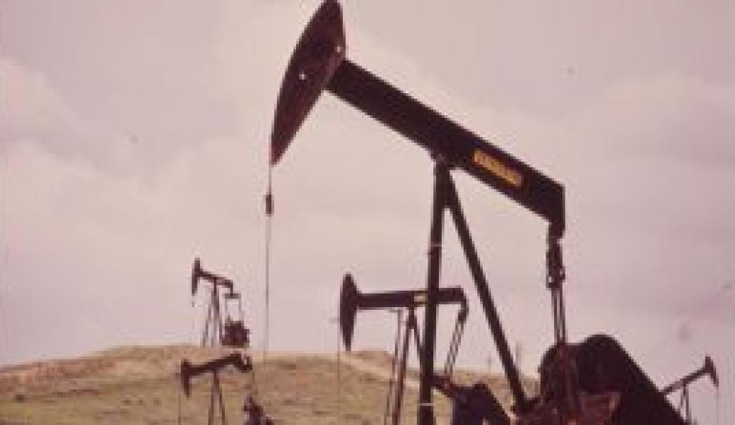 Oil wells near TeaPot Dome