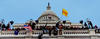 Crowd climbing on U.S. Capitol building